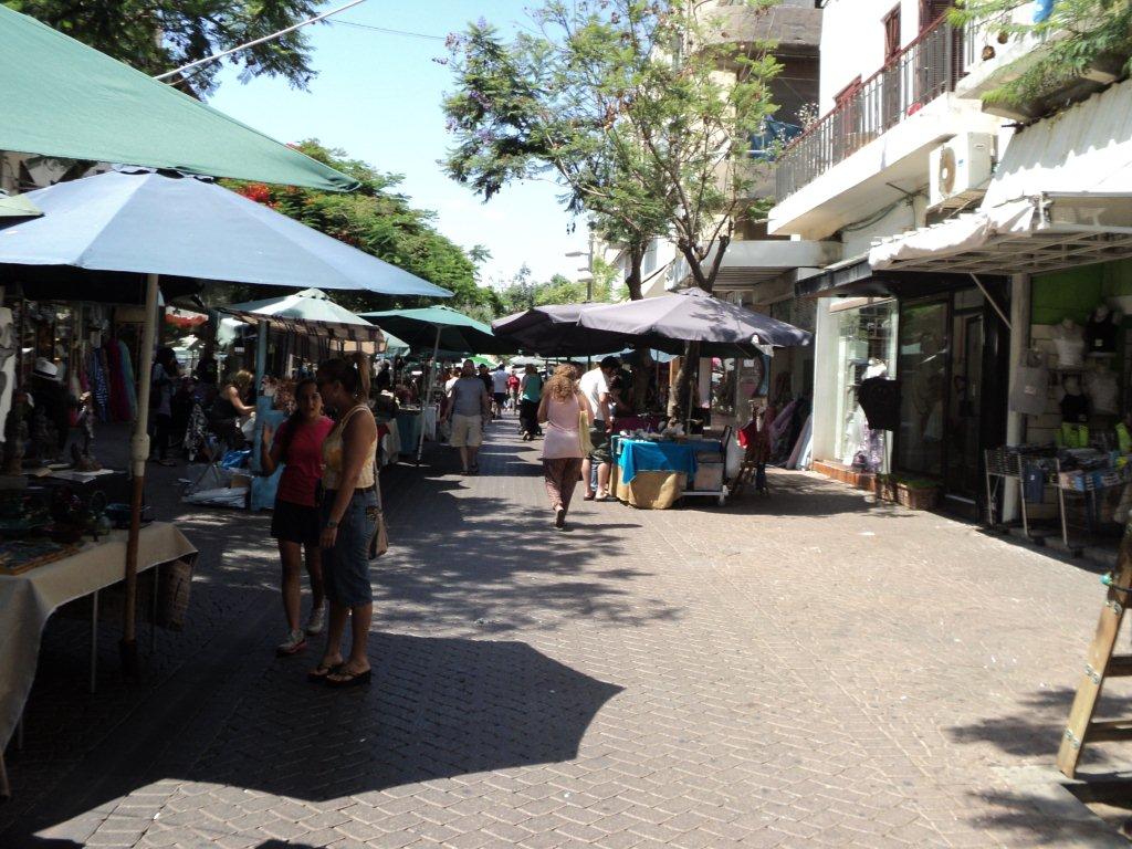Nachalat Binyamin Street Market. Credit: Tourist Israel