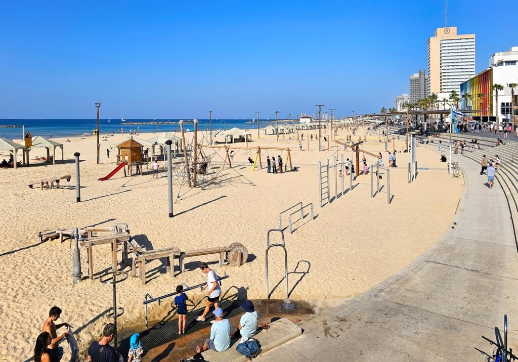tel aviv promenade israel
