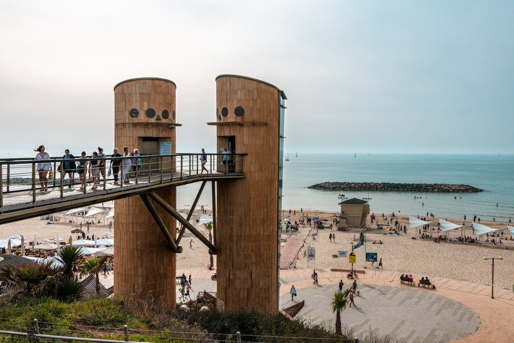 herziliya beach