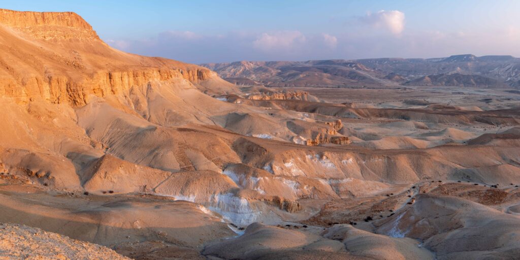 zin valley-ein akev hike israel