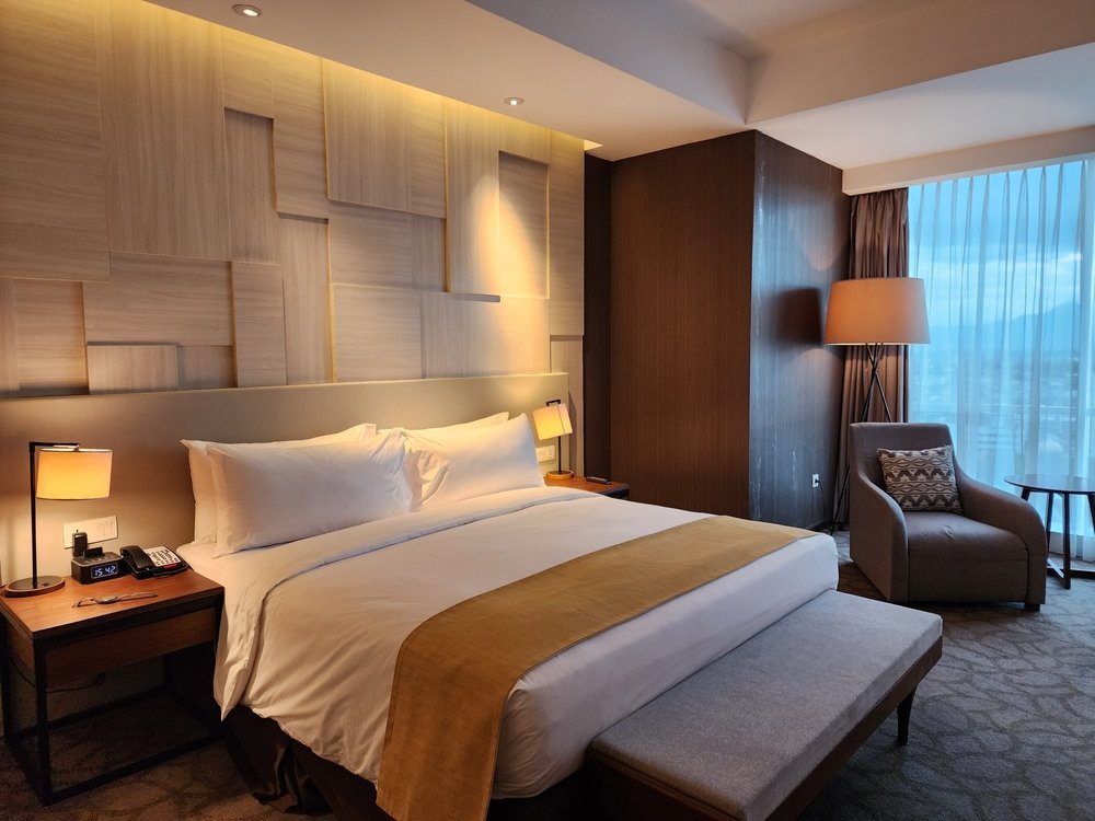 luxury hotel in israel