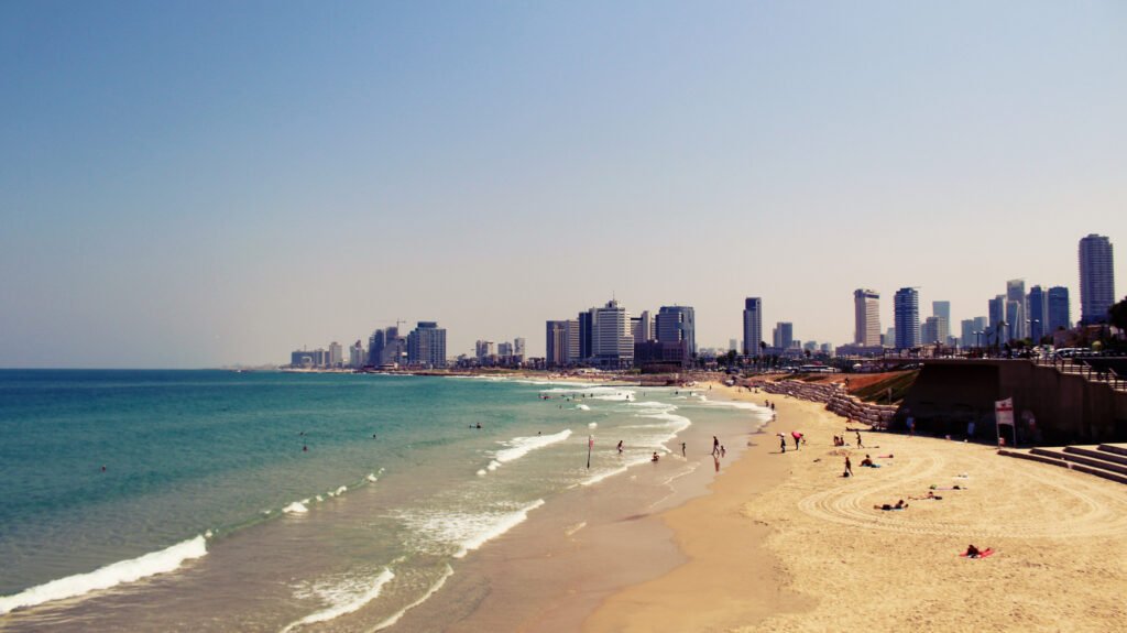 alma beach tlv