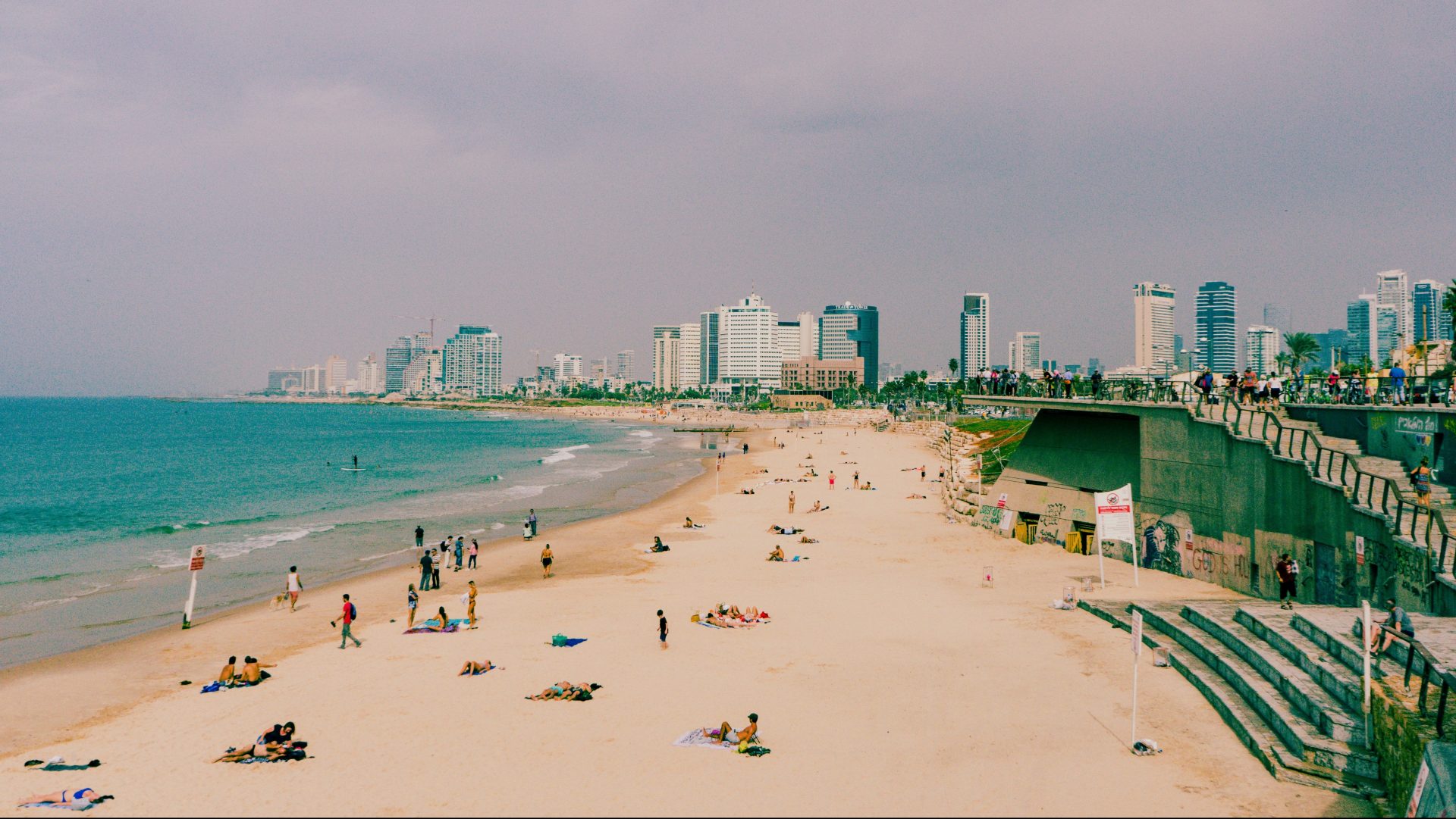 tel aviv beach gay pride