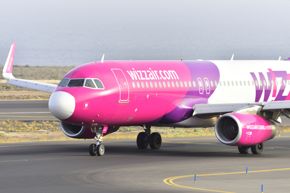 wizz air tel aviv gteece flight